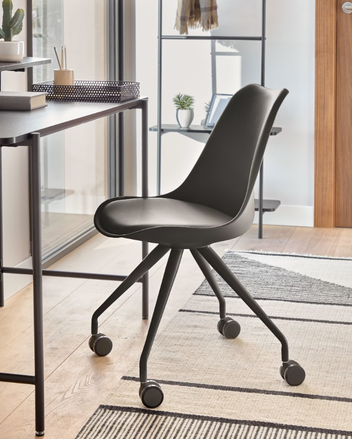 Silla tower office negro