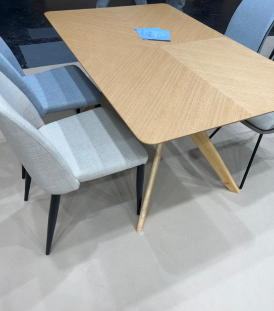 Mesa Helga de madera roble 180 cm