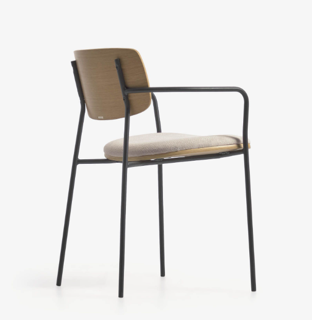 Silla Belem chapa de roble beige y metal negro